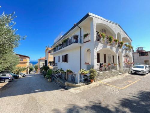 Marina Di Camerota Apartment | Casa Talamo/Appartamento Mara