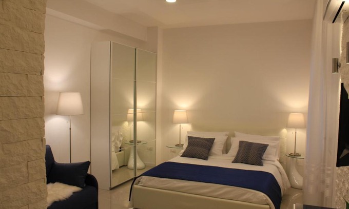 Fuorigrotta Bed & Breakfast | Casa Teresa Bed & Breakfast