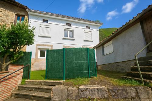 Puente Nuevo Ski Chalet | Casa vacacional Naturastur