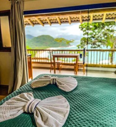 Felix House | Casa Varandas-Estúdio Mar Aberto - Hidro, Wi-fi, SKY