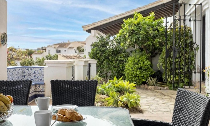 Oasis del Capistrano House | Casablanca 38 Oasis Properties