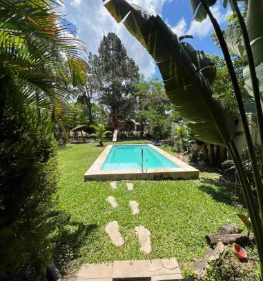 Corrientes House | Casaquinta grande con pileta y parrilla