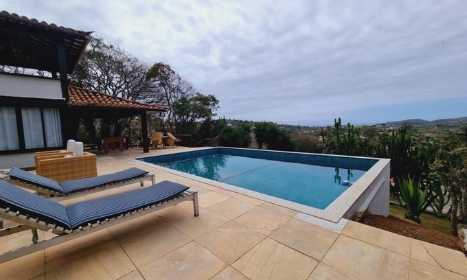 Alto de Buzios Villa | Casarão com Quartos Individuais com Conforto e Qualidade