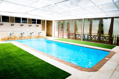 Yeste Ski Chalet | CASAS RURALES Vado del Rio Tus