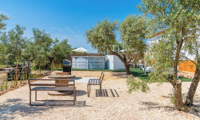 La Carlota Ski Chalet | Casita Los Garranchos en la Campiña Andaluza Rodeada de Olivos