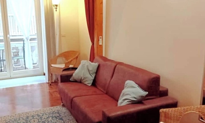 Naples City Centre Apartment | Castle apartment