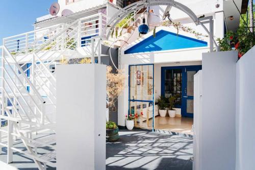 Kumarhatti Villa | Castle Calisto by Beds & Company