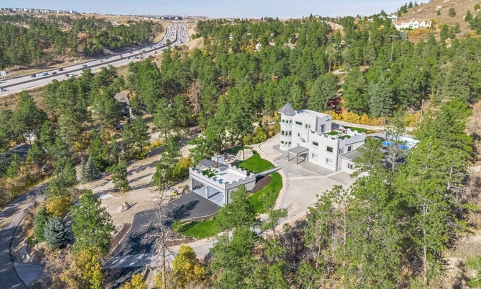 Castle Rock Apartment | Castle Studio - 1BR/1BA, Views, mins to Golf, Shopping