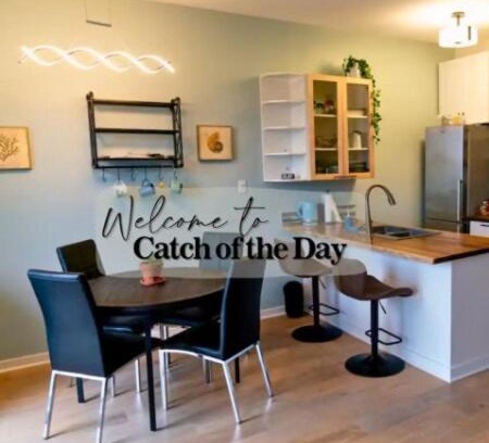 Tofino Apartment | Catch of the Day- Waterfront Bachelor Condo