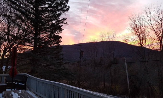 West Kill House | Catskill Mountain Retreat - private, beautiful views, 4 ski resorts in the area