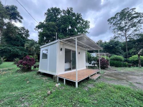 Guacimo Hotel | Cautiva Sleep Inn