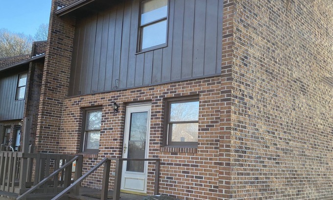 Bristol House | Central Bristol Condo - 3 min from downtown and the casino!