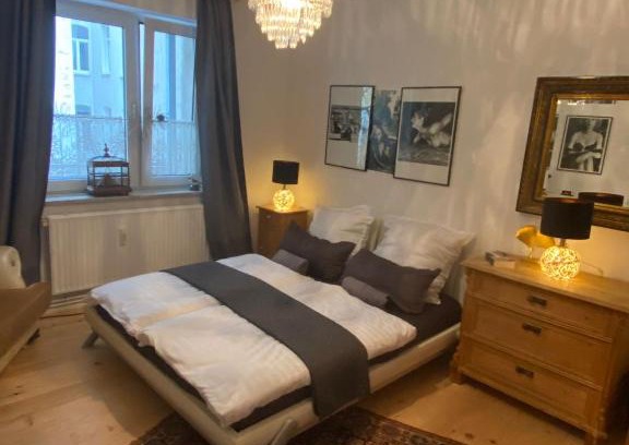 Oststadt Apartment | Central City Privatapartment Relax-Inn, Netflix & Sky TV!