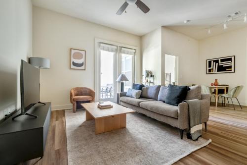 North Burnet Apartment | Central Domain 2br w pool wd gym ATX-204