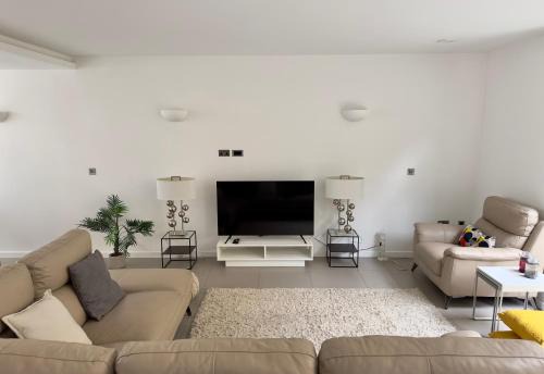 Mildmay Apartment | Central London Luxury 4 Bed Home