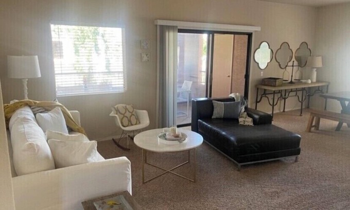 North Scottsdale Condo | Central Scottsdale Location 2BR/1.5 Bath Second Floor Spacious Unit