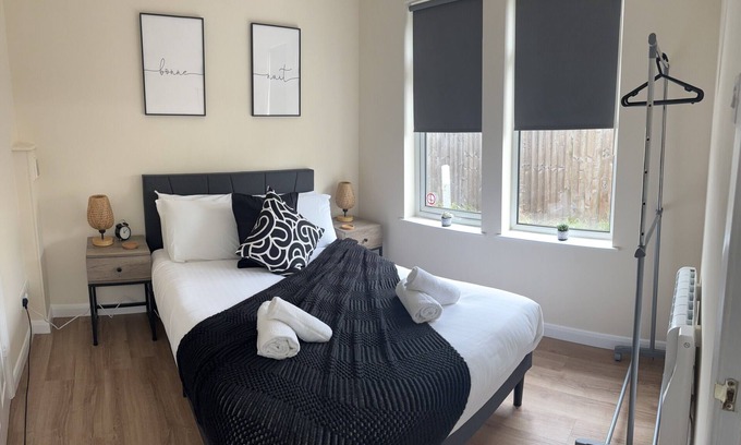 Swindon Apartment | Central Swindon - 1 bed apart, modern free parking