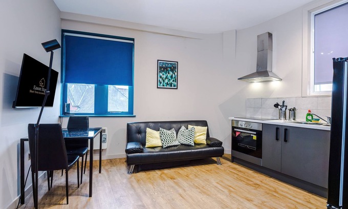 Wigan Apartment | Central Wigan - Train Station