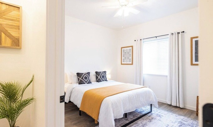 Evergreen House | Centrally-located two bedroom, two bathroom townhome with washer and dryer in a quiet neighborhood
