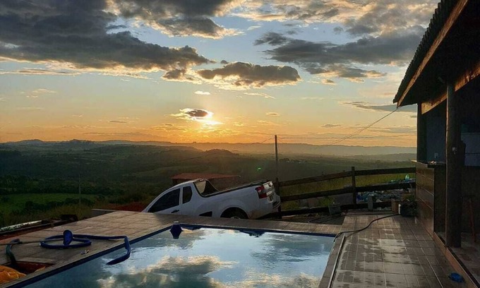 Sao Sebastiao do Paraiso House | Chácara Aconchegante no Interior de Minas Gerais com Vista Incrível