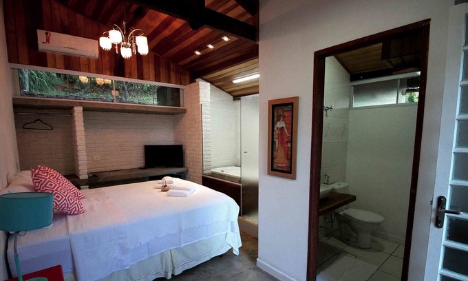 Centro Bed & Breakfast | Chácara Andó Bed & Breakfast