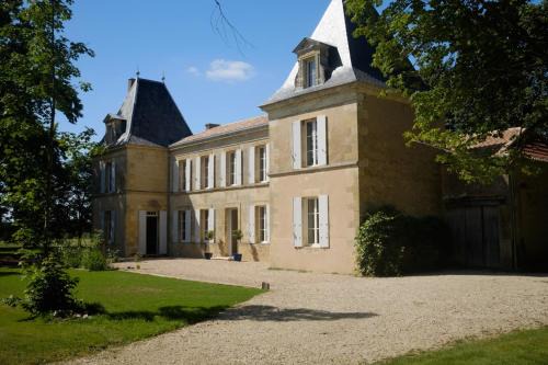 Saint-Philippe-du-Seignal Villa | Château Biset