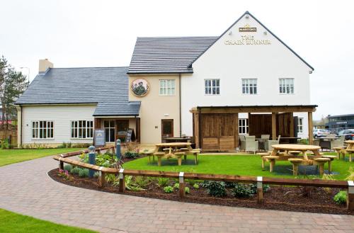 Livingston Hotel | Chain Runner, Livingston by Marston's Inns