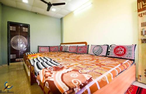 Bhandardara House | Chaitanya Niwas&Retro,Mtdc nidhi Bhandardara