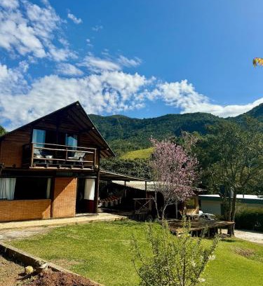 Nova Friburgo Ski Chalet | Chalé aconchegante em Cardinot - Nova Friburgo