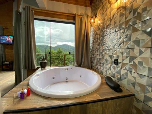 Santo Antonio do Pinhal Cabin | Chalé do Deck