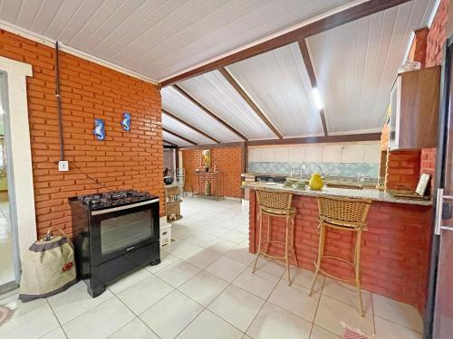 Setor Lagoa Quente Ski Chalet | Chalé perfeito para Férias c/3 Quartos e Piscina