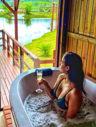 Imarui Ski Chalet | Chalé Rústico com Hidromassagem e Piscina
