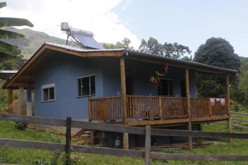 Aiuruoca House | Chalé Sementes de Fé terras altas Nogueira