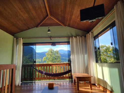 Aiuruoca Ski Chalet | Chalé Vista do Vale Cangalha