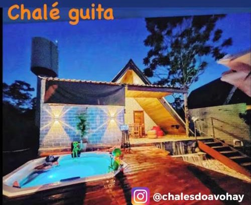 Sao Jorge Ski Chalet | CHALÉS do AVOHAY, lindo chalé com privativa banheira hidromassagem aquecida, apenas 2 minutos da Vila de São Jorge Chalé Guita