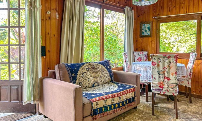 Lumiar Ski Chalet | Chale com churrasqueira e lazer Nova Friburgo RJ