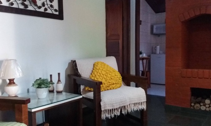 Penedo Ski Chalet | Chalé das Carpas in Penedo in front of the waterfall with full kitchen.