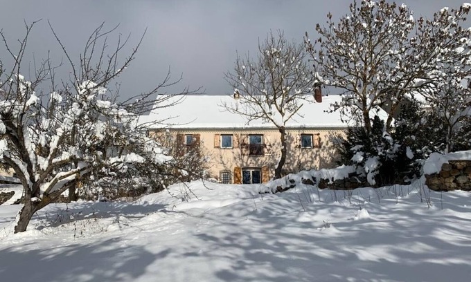 Saint-Julien-en-Champsaur Ski Chalet | Chaleureuse Maison Familiale 10 Pers, vue Montagne