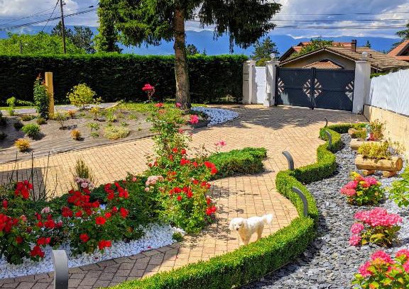 Collonges-sous-Saleve Apartment | Chalet de TARA - Grand appartement esprit chalet - piscine chauffée - Genève