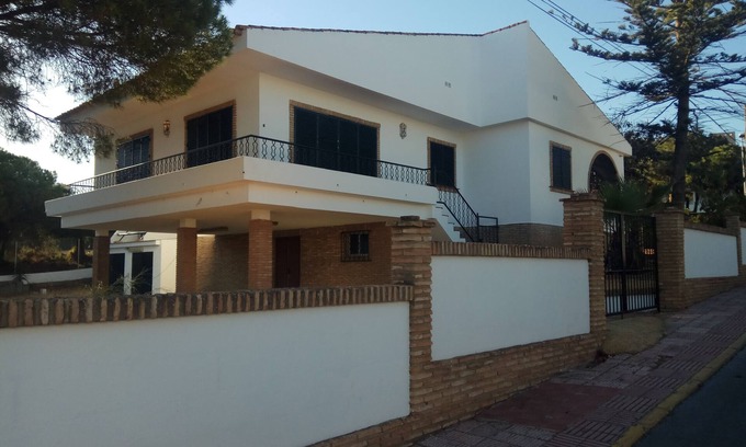 Laguna de El Portil House | Chalet 'El Paraiso' with Sea View, Private Terrace and Wi-Fi