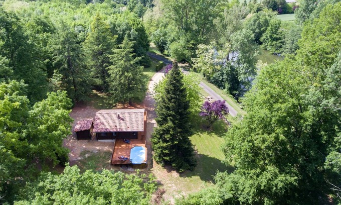 Saint-Antonin Noble Val Ski Chalet | Chalet des Berges - Heated pool - Pontoon