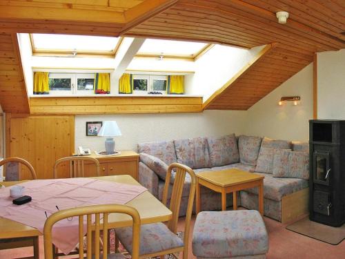 Dienten am Hochkoenig Apartment | Chalet in Dienten with Ski-In Access & Pool