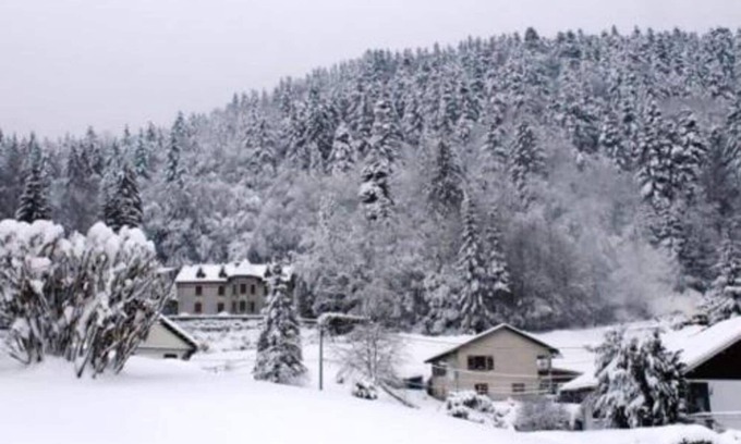Le Thillot Ski Chalet | Chalet in France with Pool & Jacuzzi