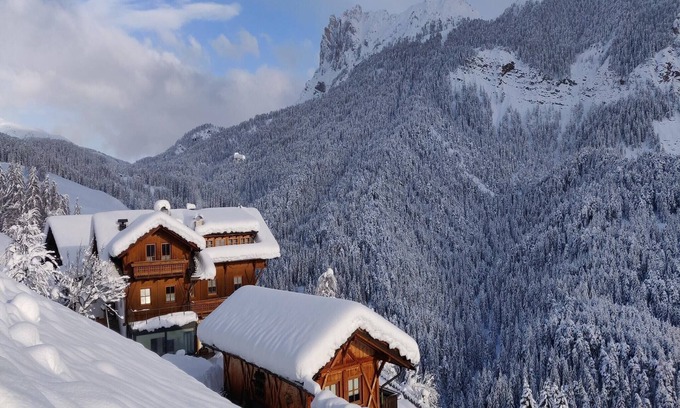 Funes Apartment | Chalet in Funes Valley with Dolomites Views