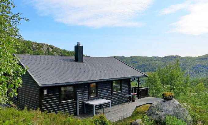 Ljosland Ski Chalet | Chalet Karlbu by Interhome