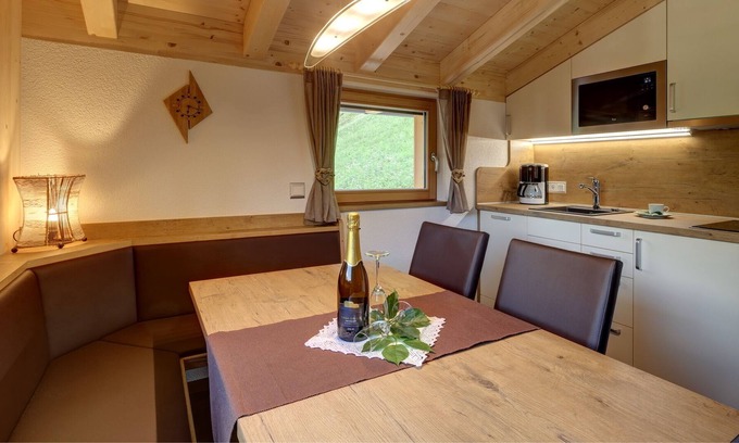 Lutago Ski Chalet | Chalet 'Lechnerhof' with Access to Ski Slopes, Mountain Views, Sauna & Wi-Fi