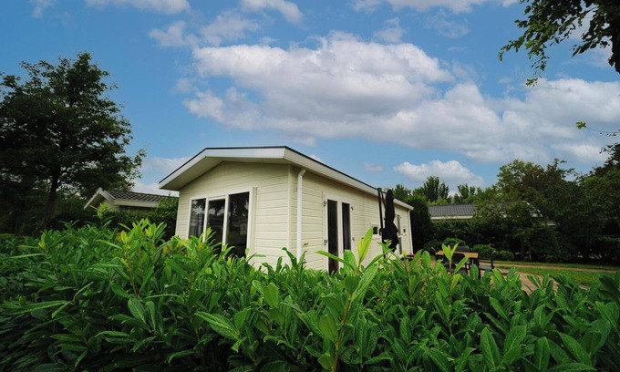 Velsen-Zuid House | Chalet with 2 bedrooms and a terrace