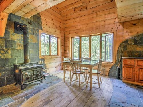 Bryson Ski Chalet | Chalets rustique - Érablière Momentum