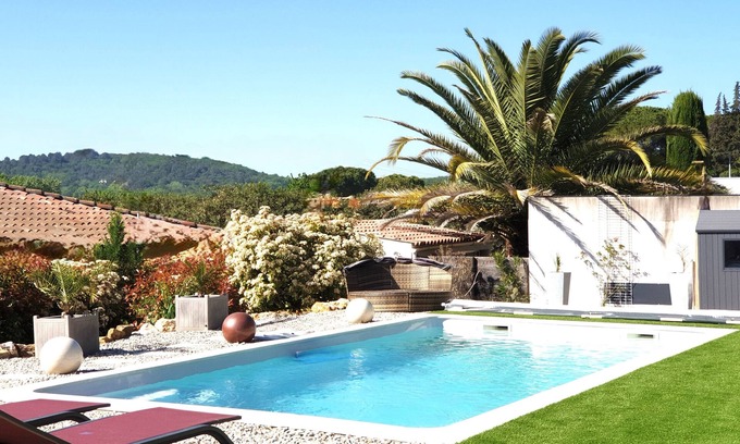 Serviers-et-Labaume Bed & Breakfast | Chambre D'hôtes "Le Petit Valadas" - 7 Km D'uzes