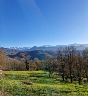 Soulan Bed & Breakfast | CHAMBRE INDEPENDANTE au calme en moyenne montagne